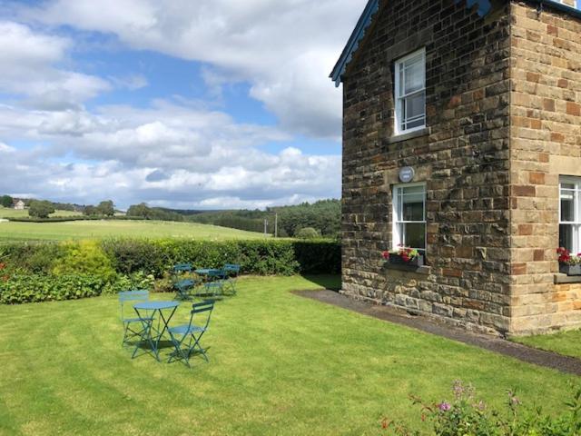 Hassop Station Apartment On The Monsal Trail Bakewell Exterior photo